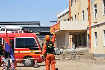 铁岭消防开展72小时不间断地震救援实战拉动演练 锤炼通信“生命线”的修复尖兵